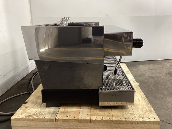 La Marzocco 3AVHW 3 Group Coffee Machine