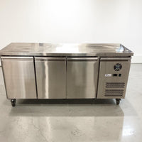 Federal XUB7C18S3V 3 Door Underbench Chiller