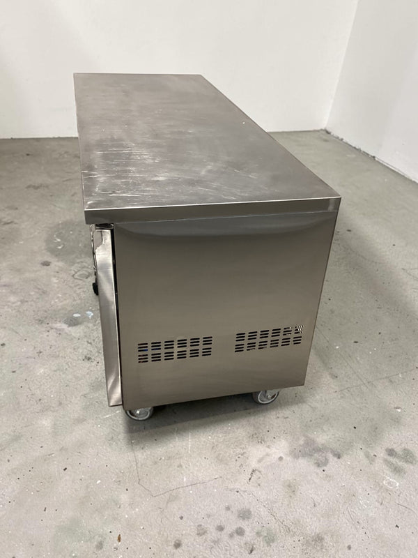 Federal XUB7C18S3V 3 Door Underbench Chiller