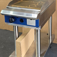 Blue Seal Evolution Series GP513-LS 450mm Gas Griddle + Leg Stand