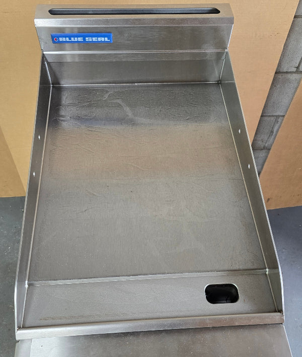 Blue Seal Evolution Series GP513-LS 450mm Gas Griddle + Leg Stand