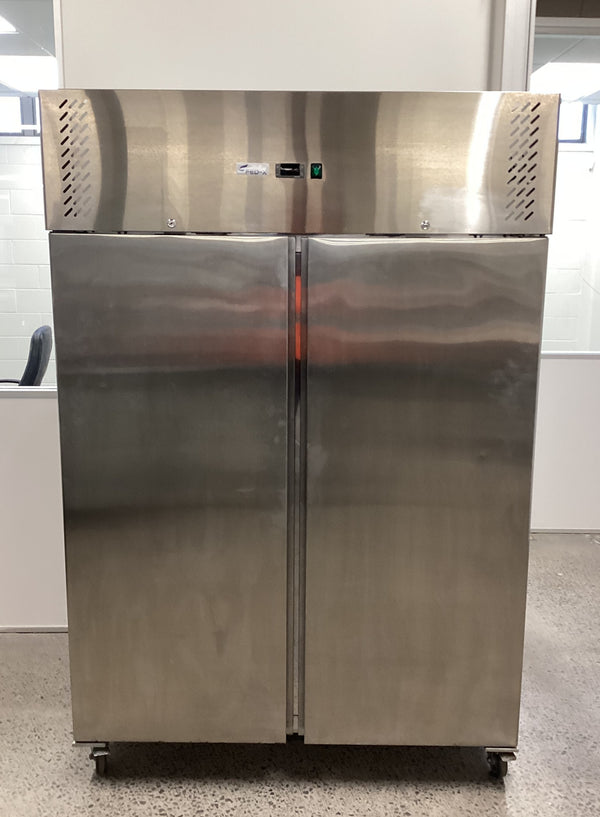 FED-X XURC1200SFV 2 Door Upright Chiller