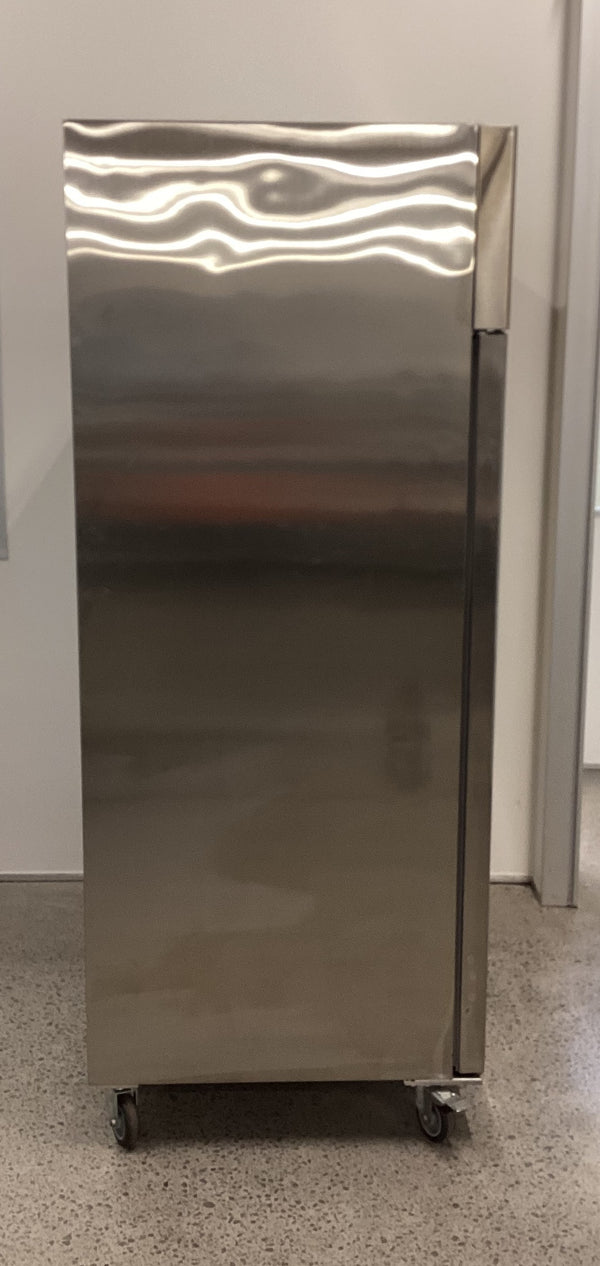 FED-X XURC1200SFV 2 Door Upright Chiller