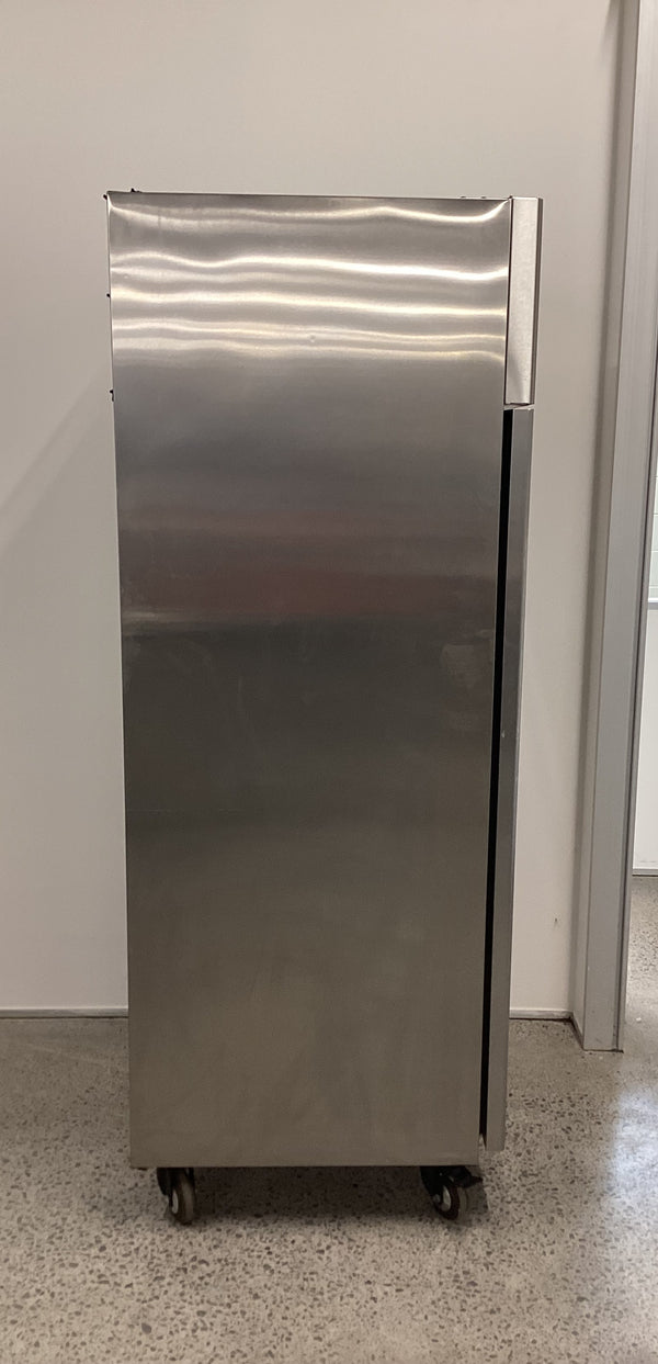 Skope RF7.UPR.1.SD 1 Door Upright Chiller