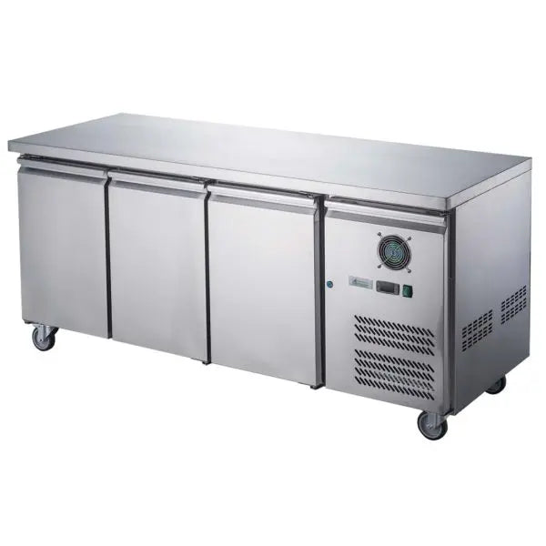 FED-X XUB7F18S3V - Three Door Bench Freezer