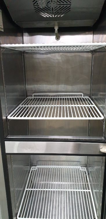 Eurchill ERE1 Upright Fridge (4)