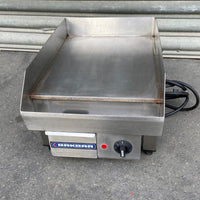 BAKBAR E93 Countertop Griddle Plate (2)
