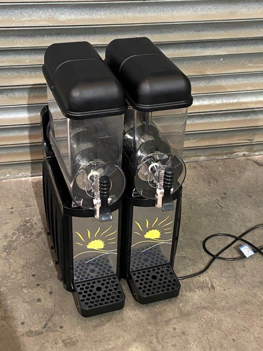 PROMREK Penguin 2 Slushy Machine 2 Tank (2)