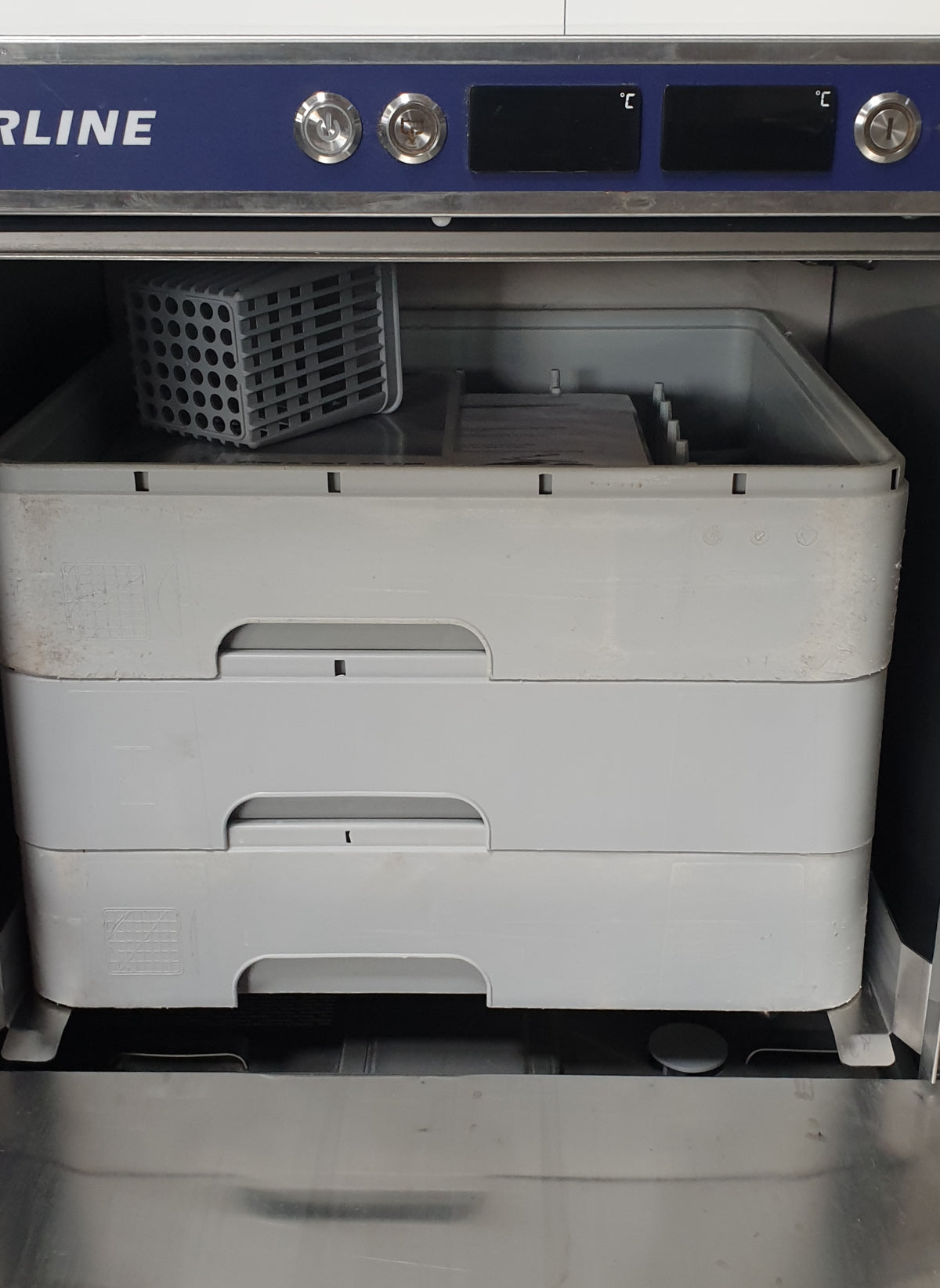 Thumbnail - Starline GLV Under Counter Dishwasher. (2)