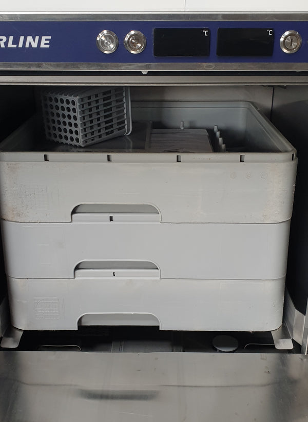 Starline GLV Under Counter Dishwasher. (2)