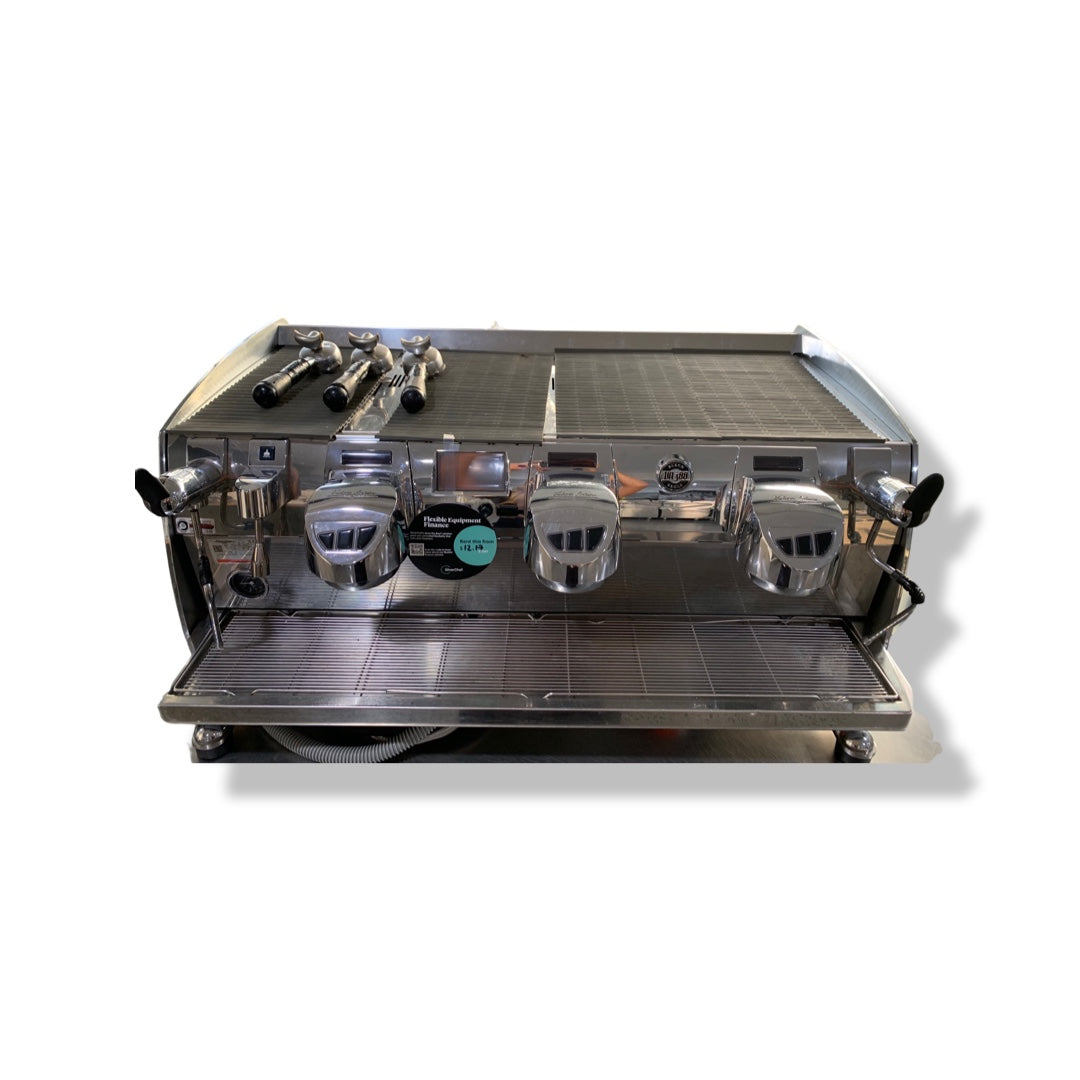 VICTORIA ARDUINO 3 Group Coffee Machine (2)