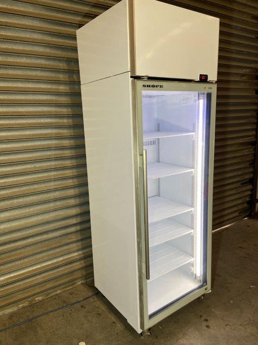 Skope TME650A:SM65GV Single Door Upright (2)