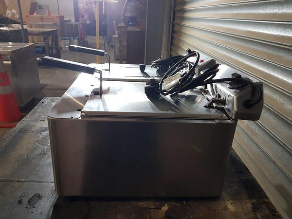 BAKBAR EC62 Countertop Twin Tank Electri (3)