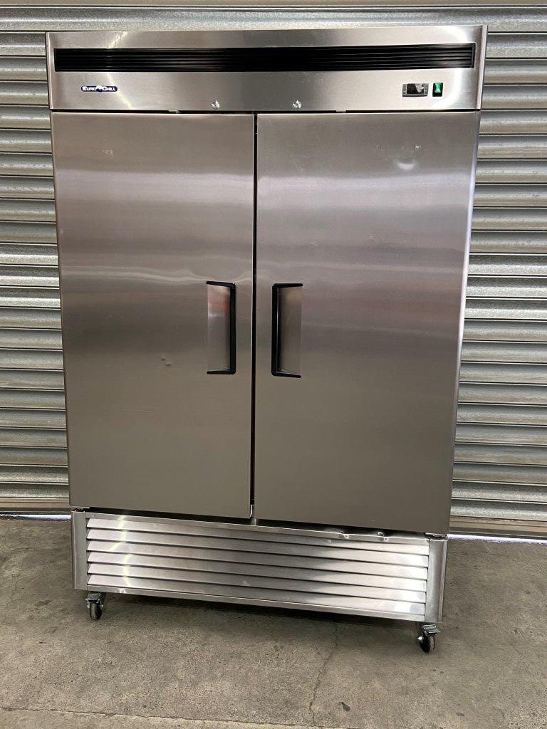 EuroChill ERE7 Summit Upright Freezer (1)