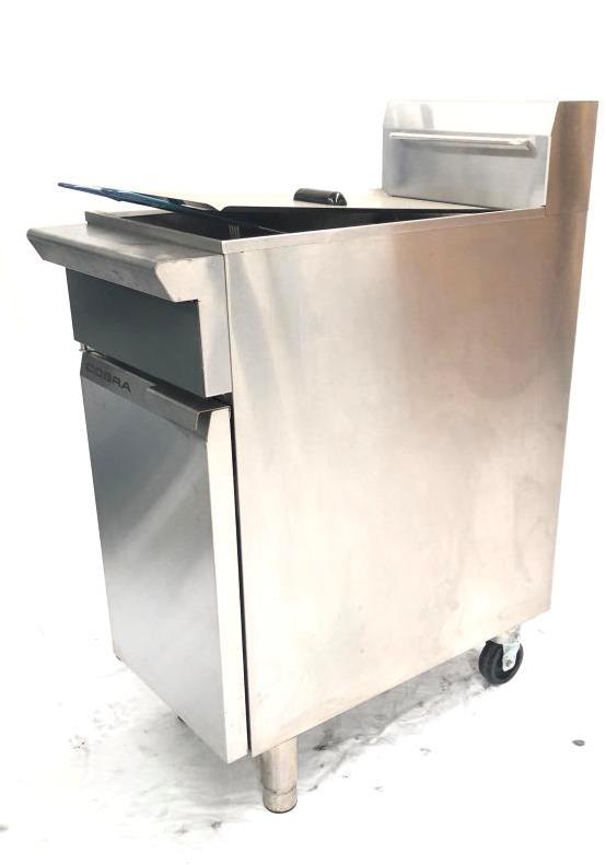 Cobra CF2 Gas Open Pot Deep Fryer (4)