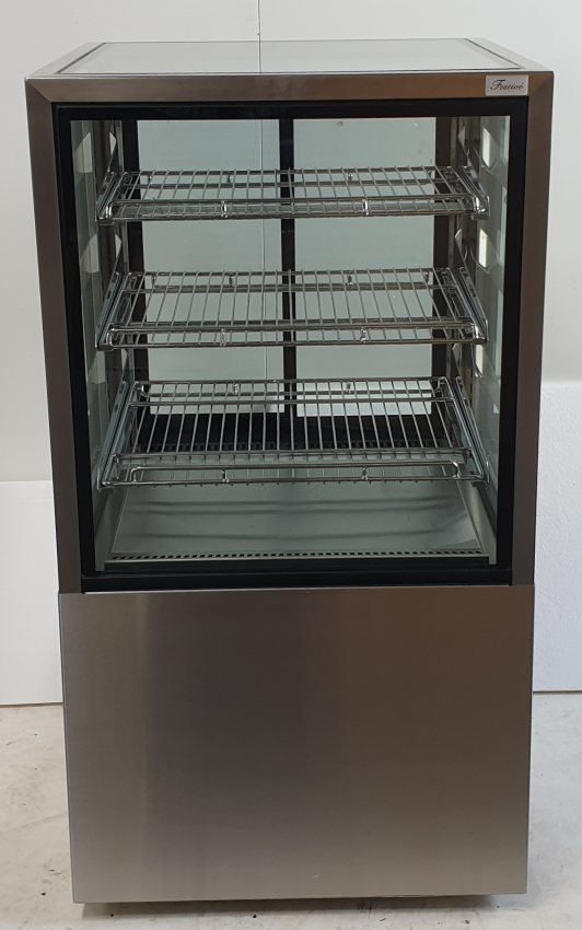 Festive RC6 Refrigerated Display Cabinet (2)